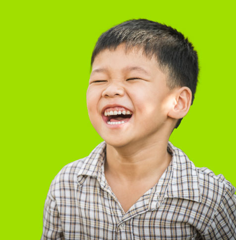 Enfant en train de rire